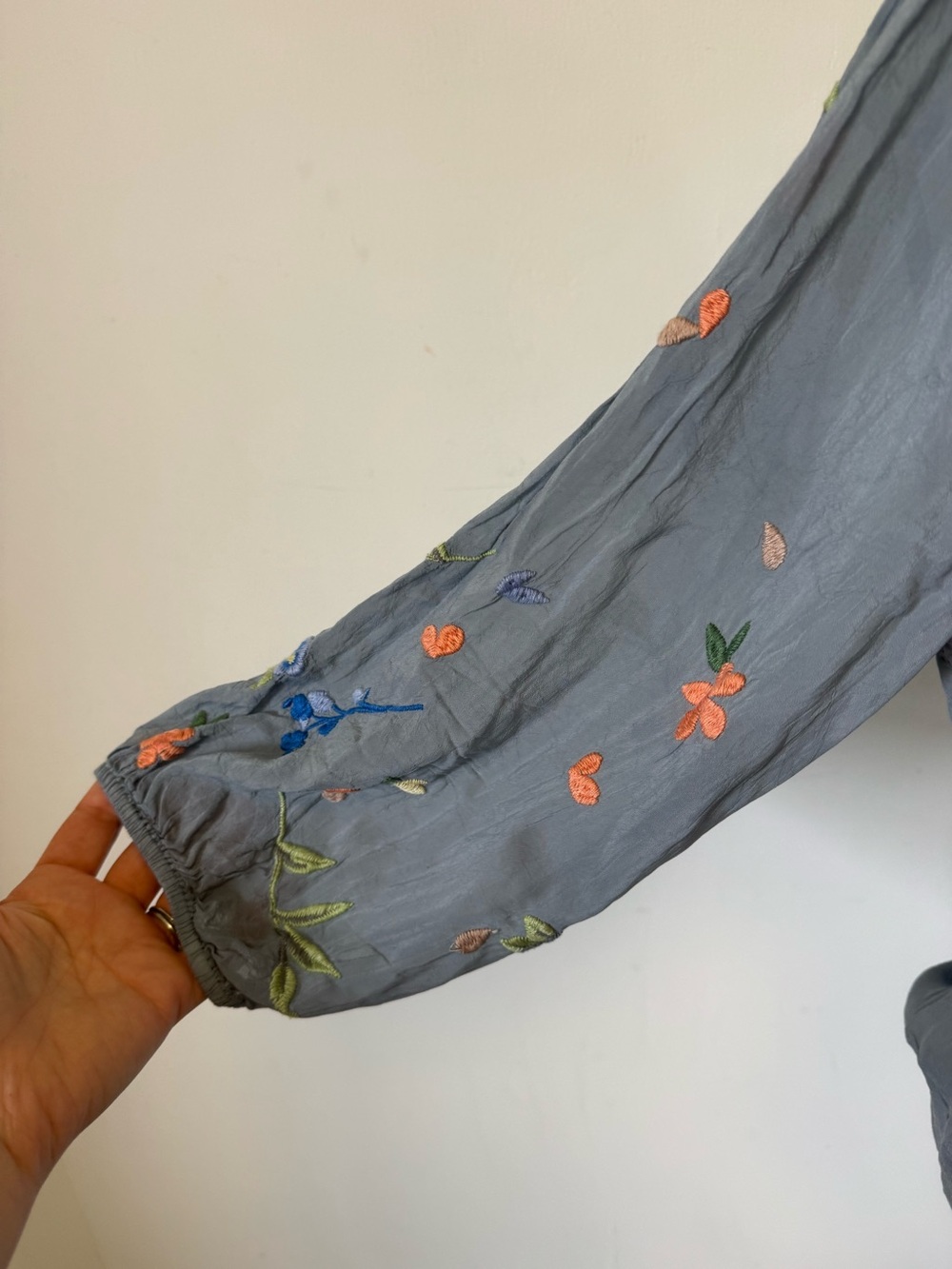 Johnny Was Taifa Blouse Blue Embroidered Bird Floral Peasant Boho Large Coastal - Picture 5 of 14